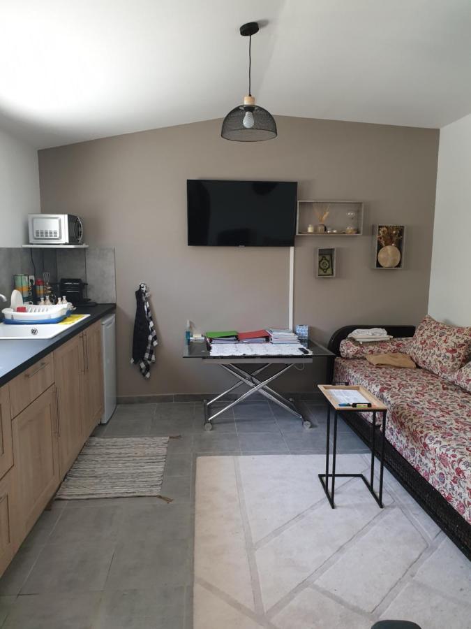 Adorable Romantique Maison D'Hote, Piscine, Wifi 4G, Proche Beziers Cers Exterior photo